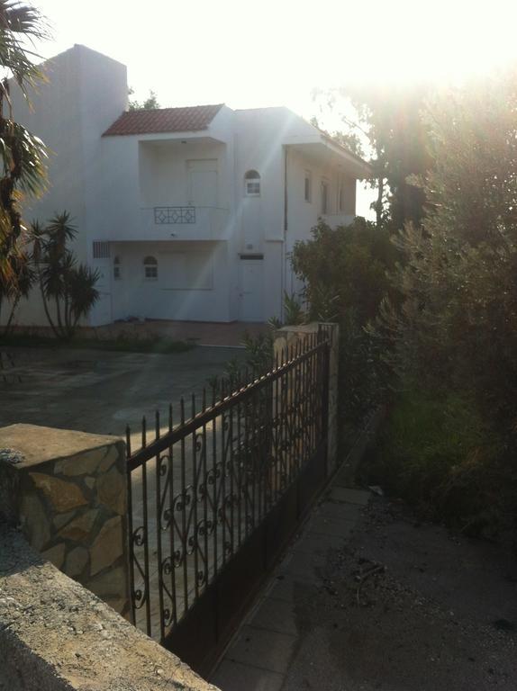 פליראקי Evas Rooms מראה חיצוני תמונה