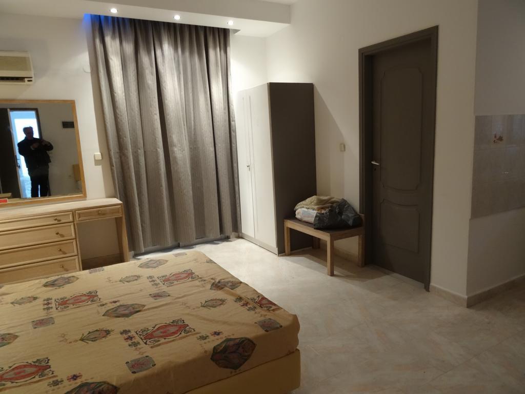 פליראקי Evas Rooms מראה חיצוני תמונה