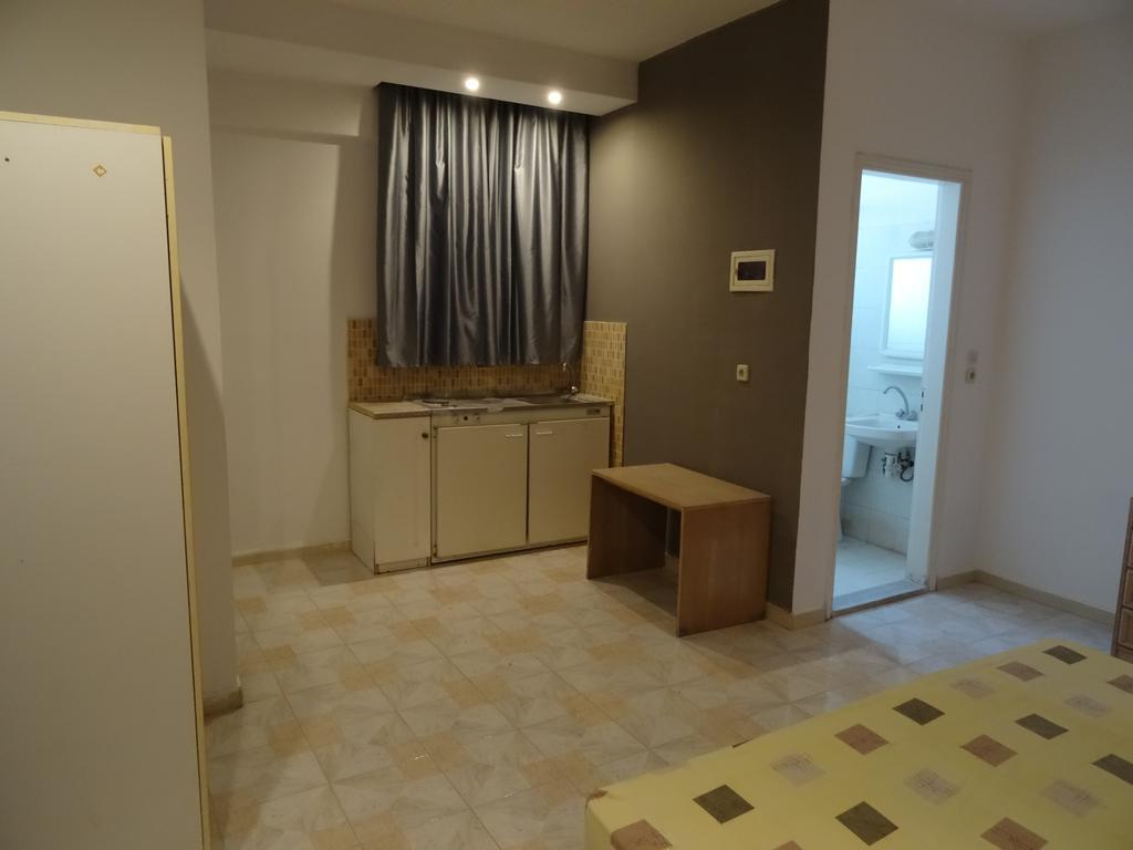 פליראקי Evas Rooms מראה חיצוני תמונה