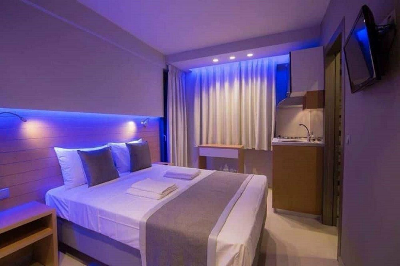 פליראקי Evas Rooms מראה חיצוני תמונה
